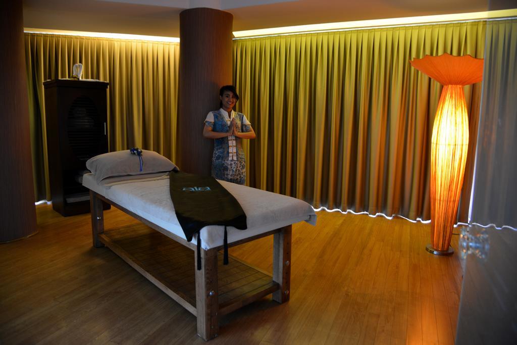 Hotel Anemon Fuar 4*