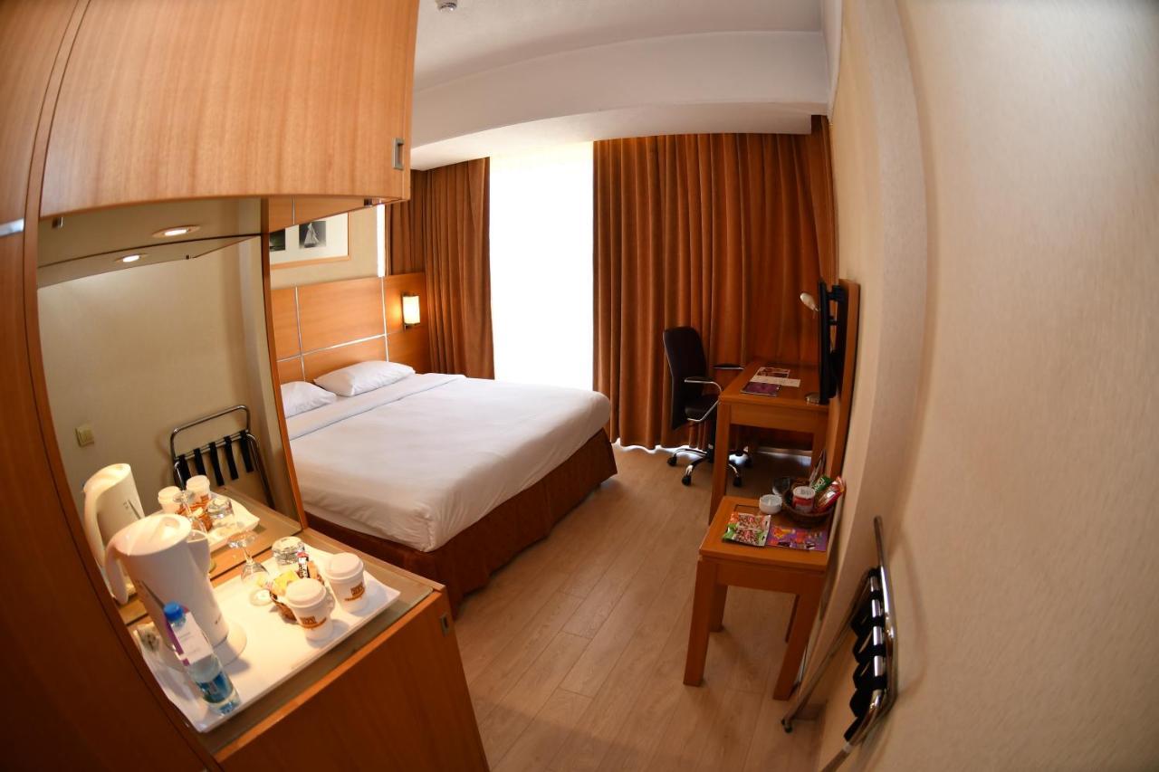Hotel Anemon Fuar 4*